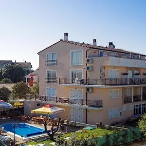 3* Affittacamere Pansion Sport